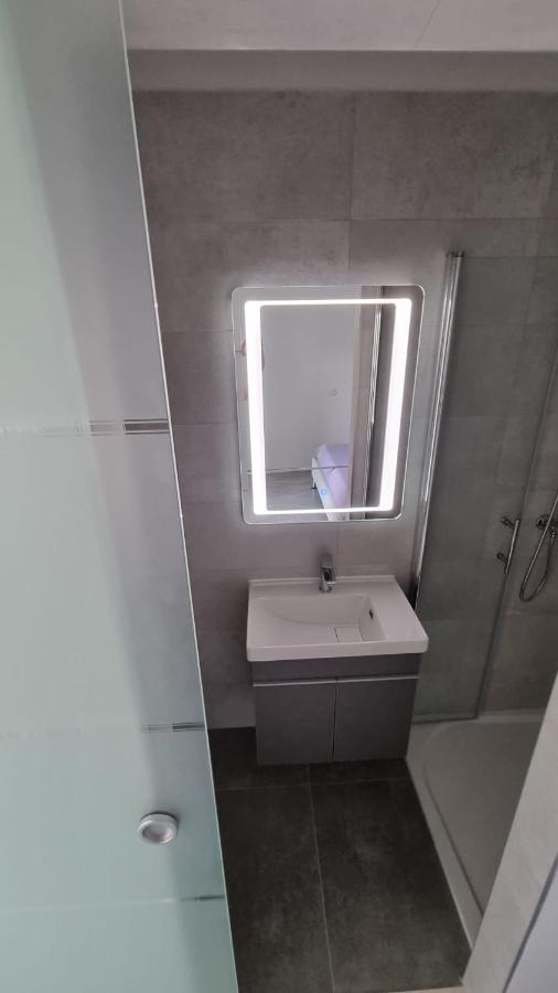 Room Airport Split Kastela Bagian luar foto