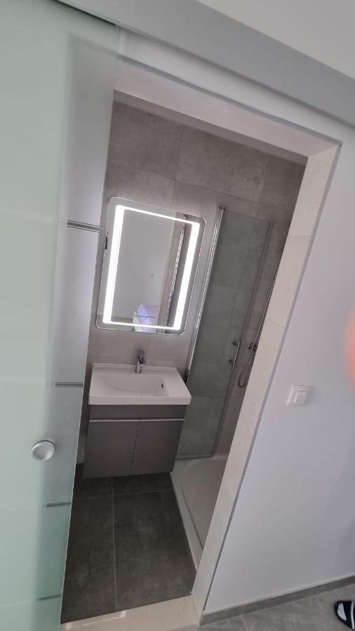 Room Airport Split Kastela Bagian luar foto